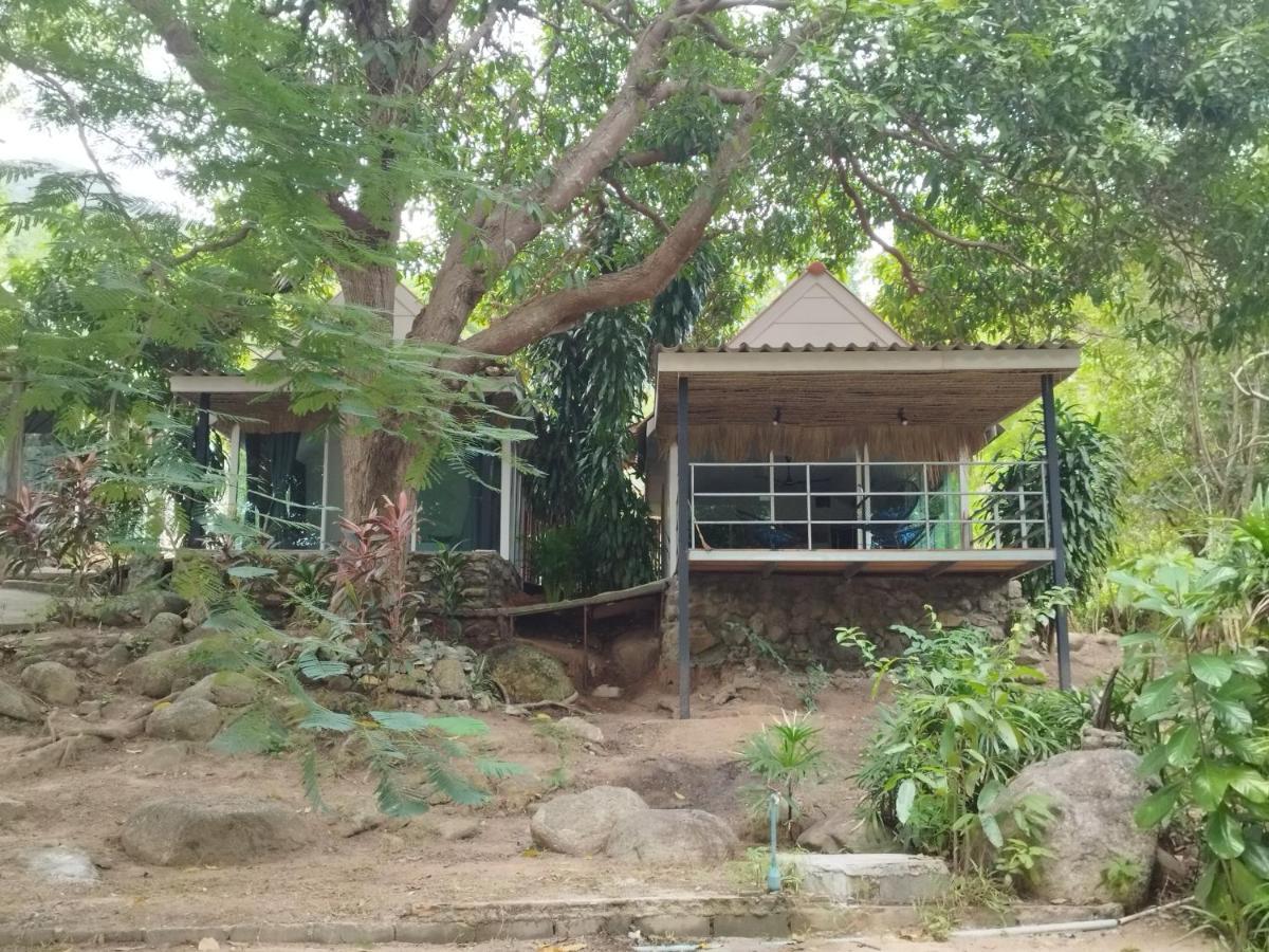 Red Pearl Beach Resort Chaloklum Exterior photo