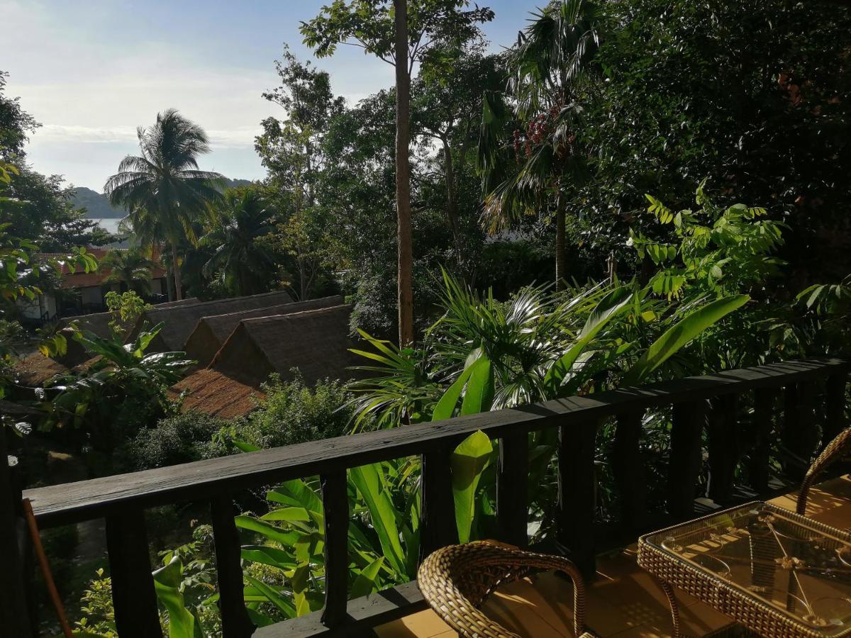 Red Pearl Beach Resort Chaloklum Exterior photo
